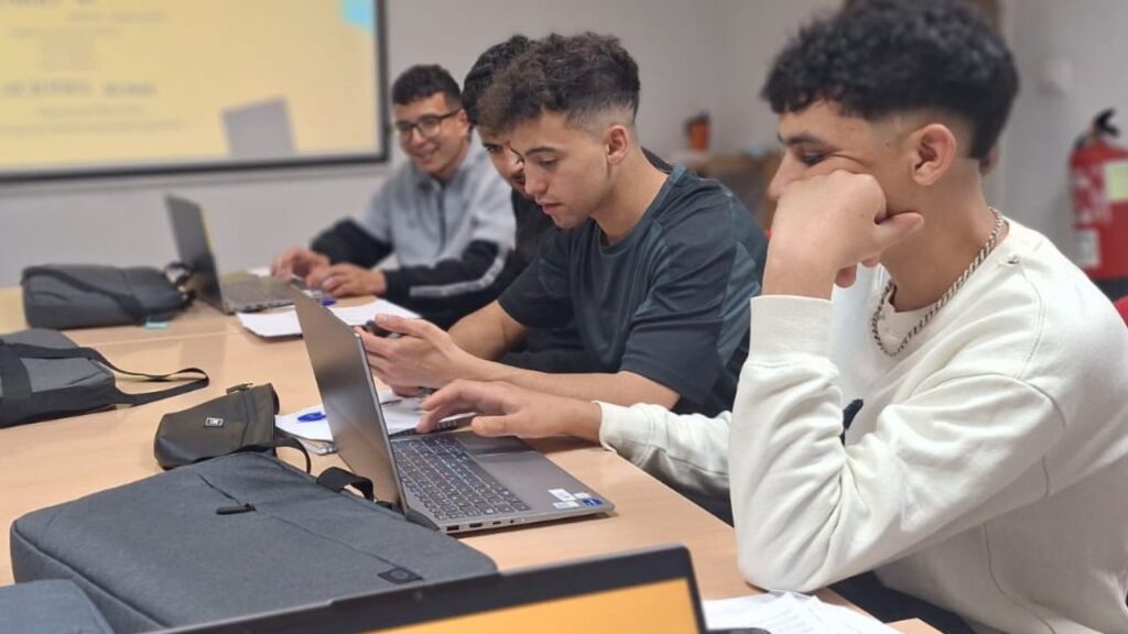 Emprendiendo el Vuelo 2026: acompañamiento a jóvenes extutelados hacia la autonomía | AFASODE