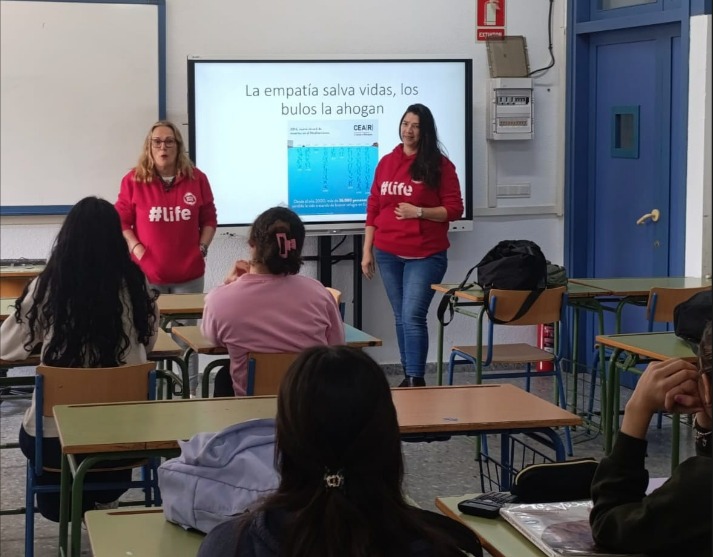 Charla sobre jóvenes extutelados en Brenes: romper estigmas y generar empatía